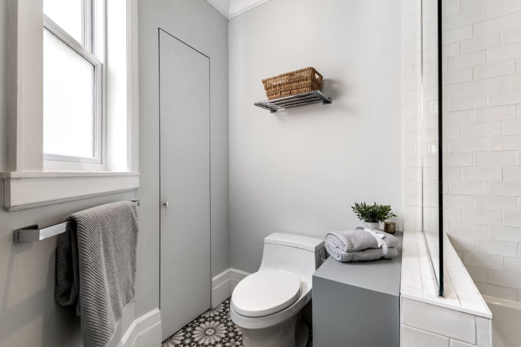Bathroom remodel in Alpine San Diego CA by Evergreen Remodeling & Construction